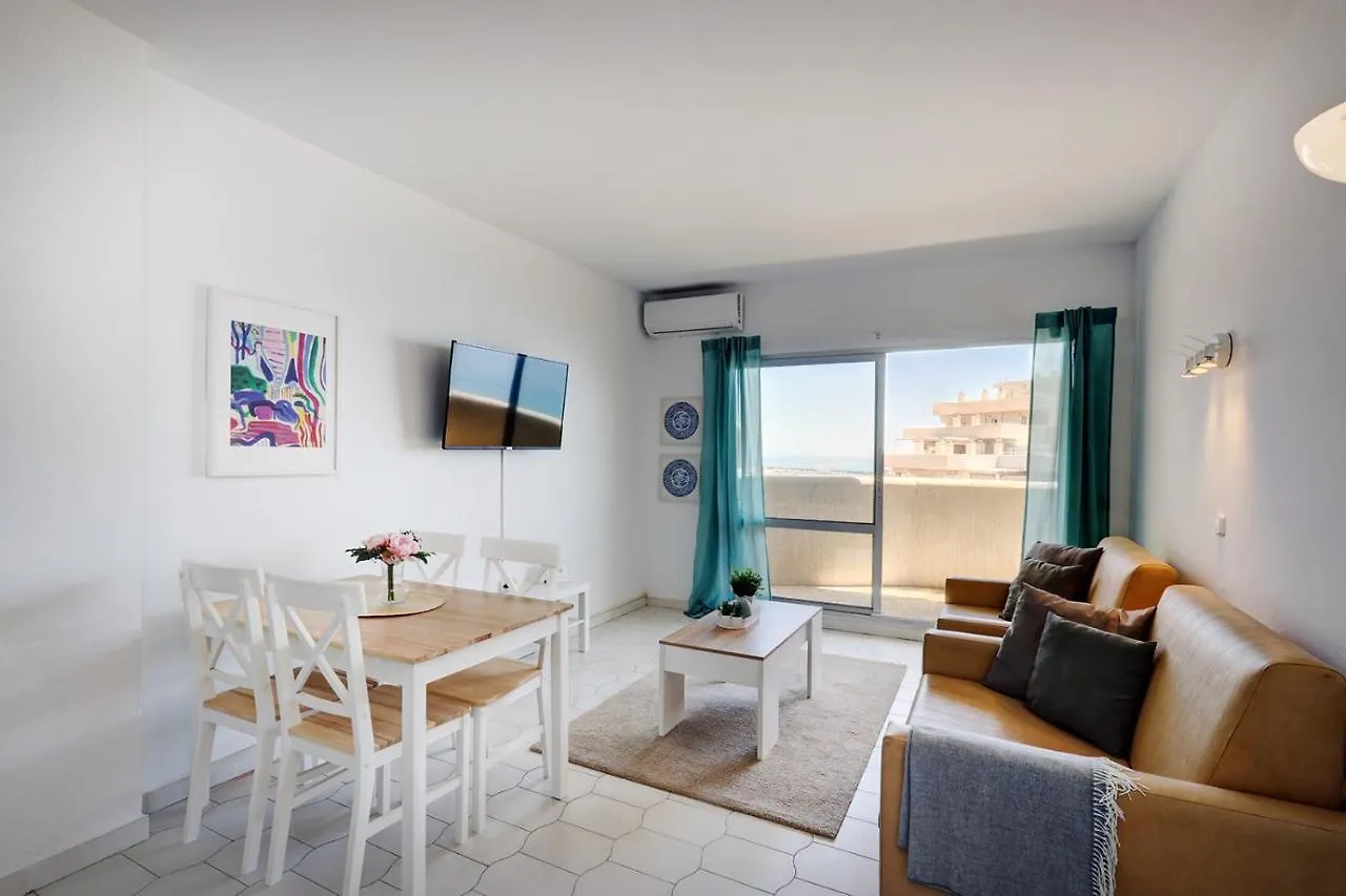 095 - Bright & Comfortable Holiday Apartment With Water Park & Sea Views بينالماذينا إسبانيا