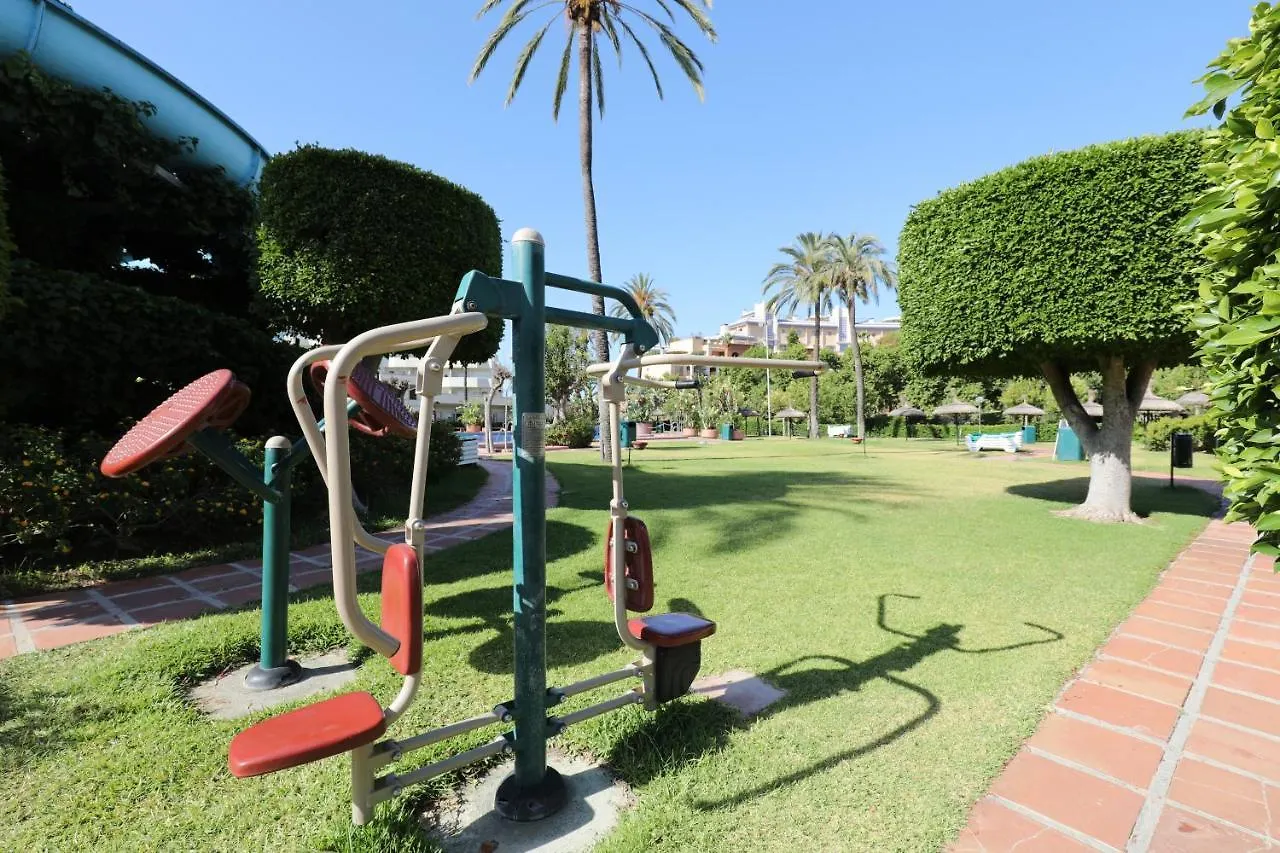 095 - Bright & Comfortable Holiday Apartment With Water Park & Sea Views بينالماذينا إسبانيا